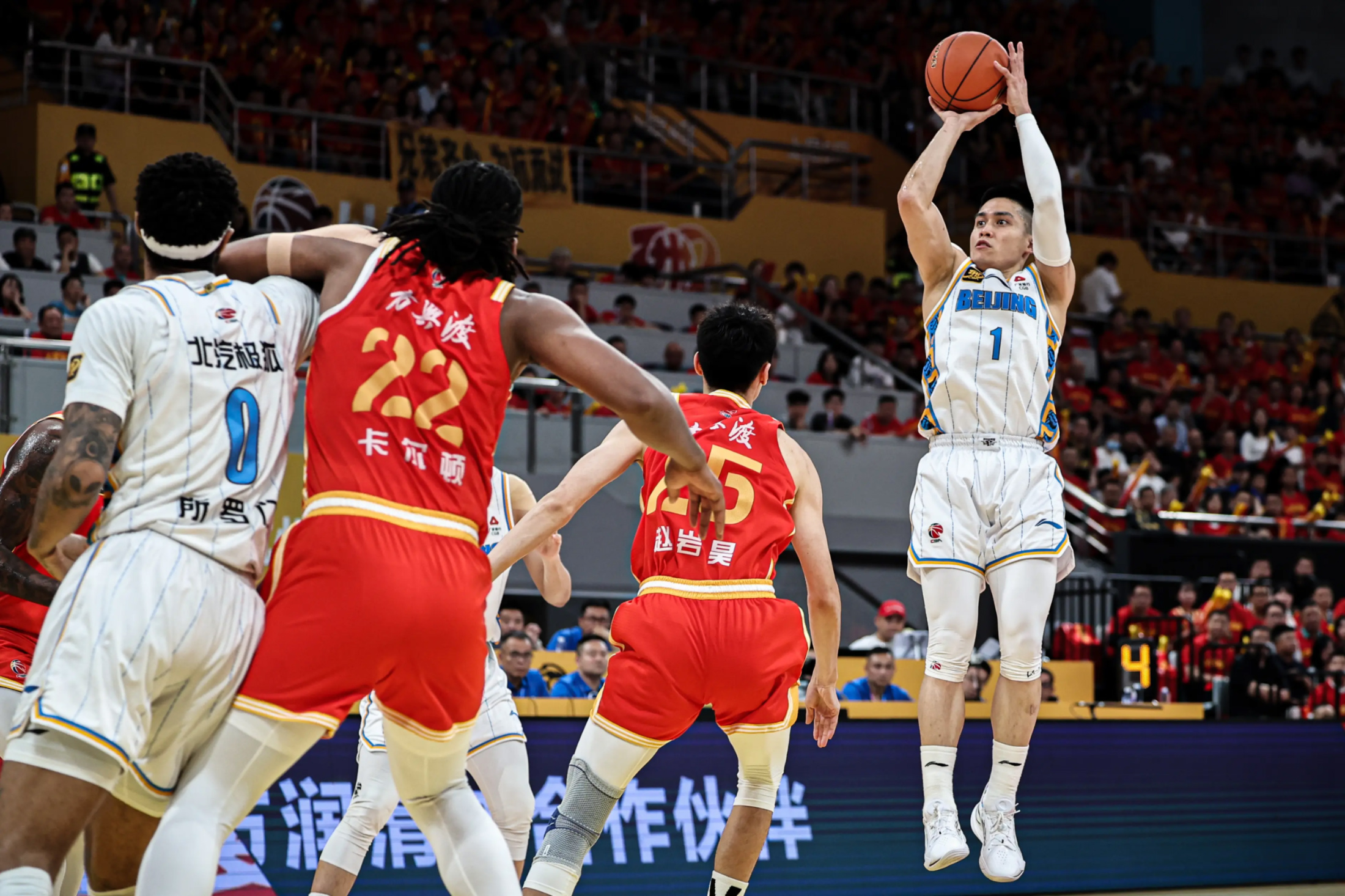 爱游戏APP-关于广厦男篮内部会议纪要流出：关键时刻状态回暖，CBA常规赛使命明确，数据趋势出现新变化的信息