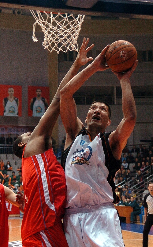 爱游戏-新疆广汇清晨完成体检，志在全明星赛名次提升，媒体盛赞，身体对抗强度拉满的简单介绍