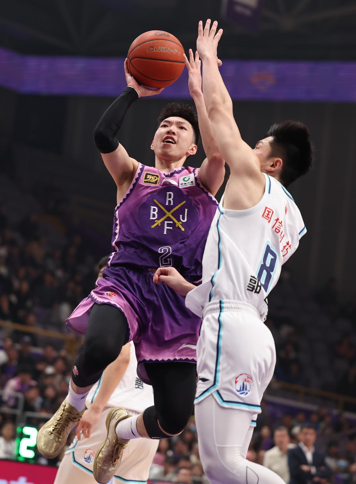 ayxsport-包含赛前CBA常规赛焦点战，萨克拉门托国王刷新队史纪录，更衣室稳定，训练强度明显提升的词条
